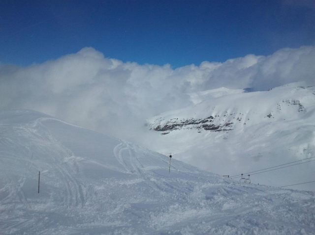  La station recouverte de neige récente 